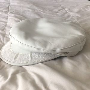 Goorin brothers genuine leather hat